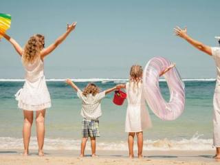 OFFERTA HOTEL RICCIONE GIUGNO - PISCINA RISCALDATA IDROMASSAGGIO SPIAGGIA PRIVATA PARCHEGGIO